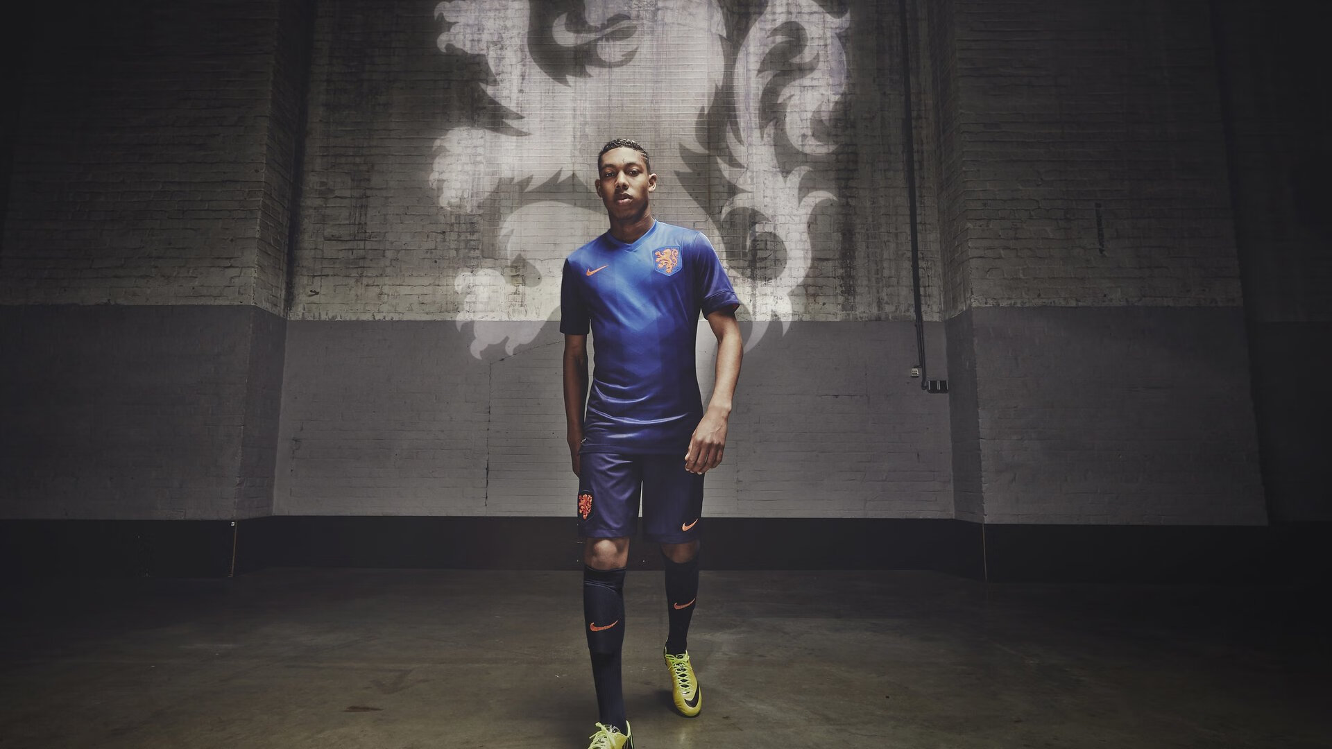 开运体育-禁区传切配合中的默契建立方式，禁区内传递球有越位吗